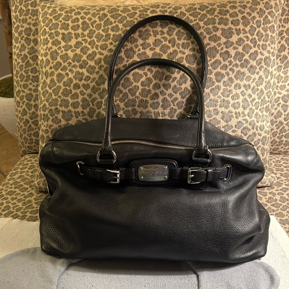 Michael Kors weekend bag